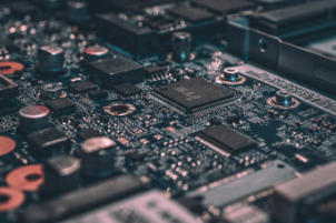 《中华人民共和国网络安全法》